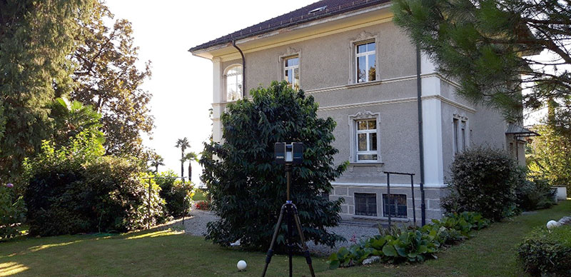 Scanning the garden - FARO Focus laser scanner and reference spheres